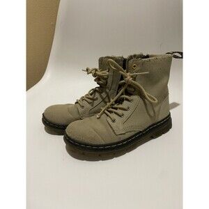Dr. Martens Junior Combs Extra Tough Poly Casual Boots Pale Olive Size 1
